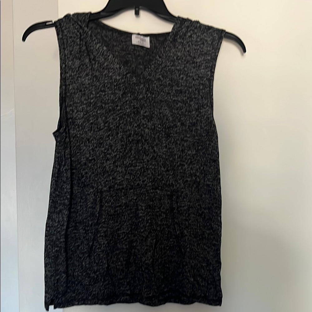 Danskin Now Black Fitted Crew Neck Tank Top
